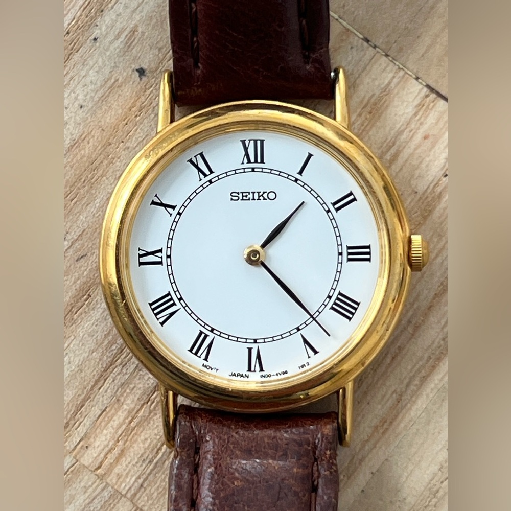 Seiko Vintage Watch Rare Roman Numeral Marker Dial White Dial Leather Strap